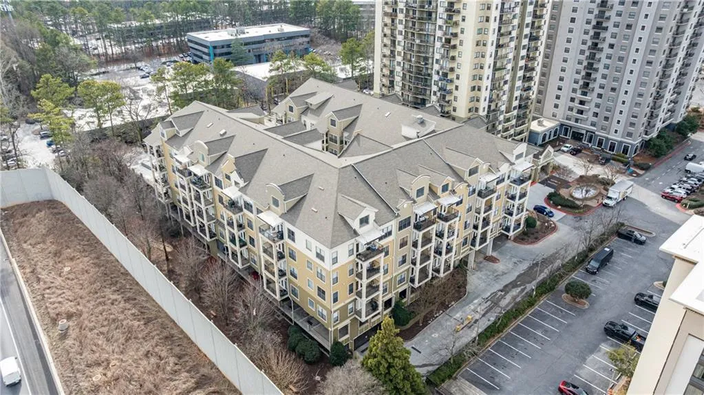 799 Hammond Drive Unit 423, Atlanta, Georgia 30328, 2 Bedrooms Bedrooms, ,2 BathroomsBathrooms,Residential,For Sale,799 Hammond Drive Unit 423,7733691