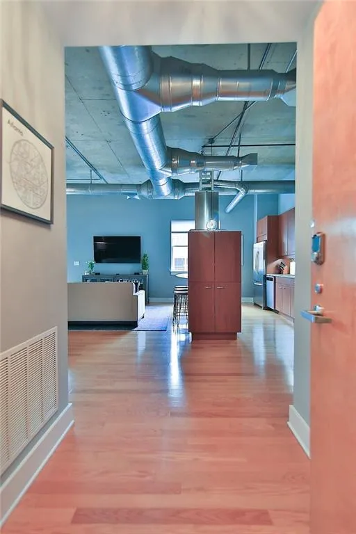 1058 Piedmont Avenue Ne Unit 103, Atlanta, Georgia 30309, 2 Bedrooms Bedrooms, ,2 BathroomsBathrooms,Residential,Sold,1058 Piedmont Avenue Ne Unit 103,6511857