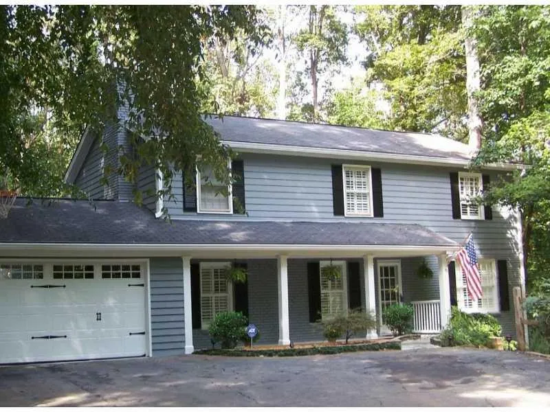 390 High Brook Drive, Atlanta, Georgia 30342, 4 Bedrooms Bedrooms, ,3 BathroomsBathrooms,Residential,Sold,390 High Brook Drive,4330086