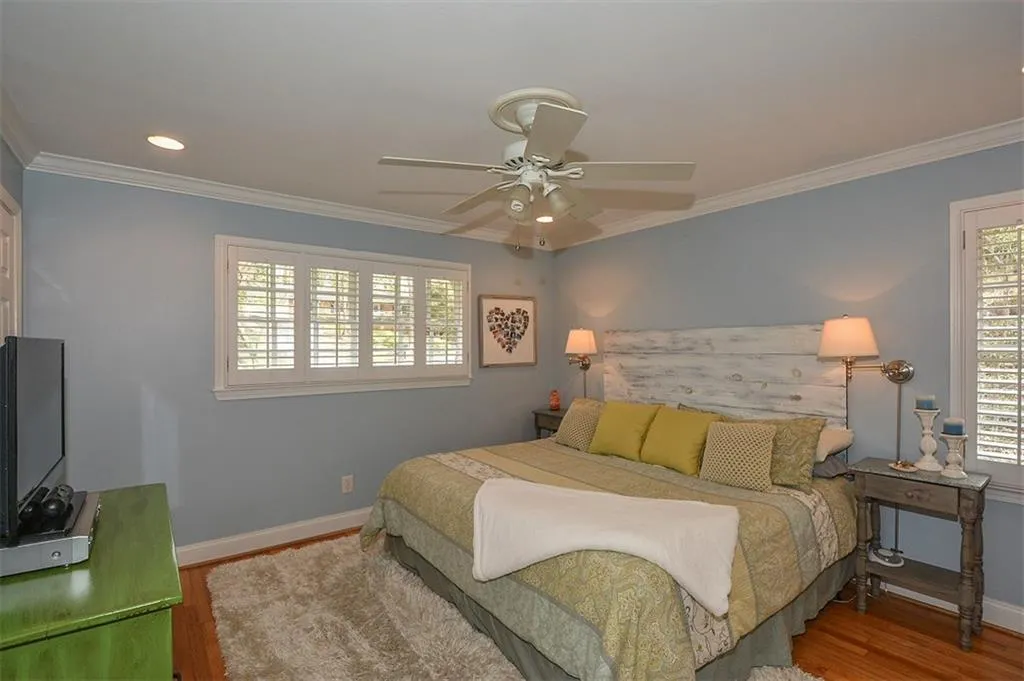 5572 Sherrell Drive, Sandy Springs, Georgia 30342, 4 Bedrooms Bedrooms, ,3 BathroomsBathrooms,Residential,Sold,5572 Sherrell Drive,5661233