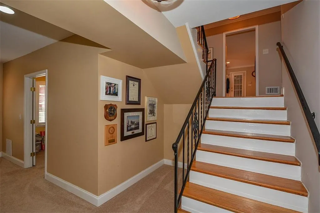 5572 Sherrell Drive, Sandy Springs, Georgia 30342, 4 Bedrooms Bedrooms, ,3 BathroomsBathrooms,Residential,Sold,5572 Sherrell Drive,5661233