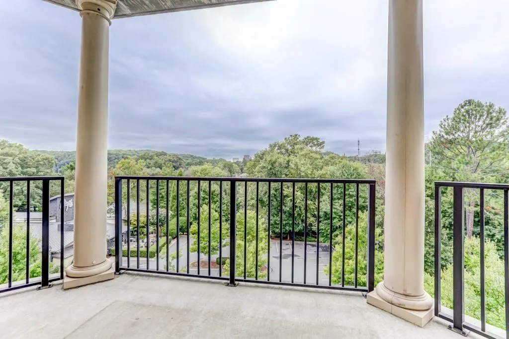 200 River Vista Drive Unit 539, Atlanta, Georgia 30339, 2 Bedrooms Bedrooms, ,2 BathroomsBathrooms,Residential,Sold,200 River Vista Drive Unit 539,6609733