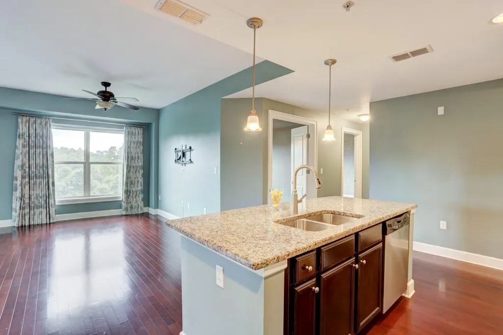 200 River Vista Drive Unit 539, Atlanta, Georgia 30339, 2 Bedrooms Bedrooms, ,2 BathroomsBathrooms,Residential,Sold,200 River Vista Drive Unit 539,6609733