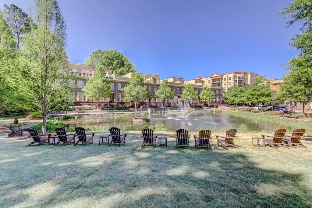 200 River Vista Drive Unit 539, Atlanta, Georgia 30339, 2 Bedrooms Bedrooms, ,2 BathroomsBathrooms,Residential,Sold,200 River Vista Drive Unit 539,6609733