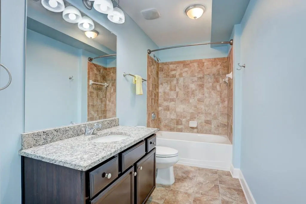 200 River Vista Drive Unit 539, Atlanta, Georgia 30339, 2 Bedrooms Bedrooms, ,2 BathroomsBathrooms,Residential,Sold,200 River Vista Drive Unit 539,6609733