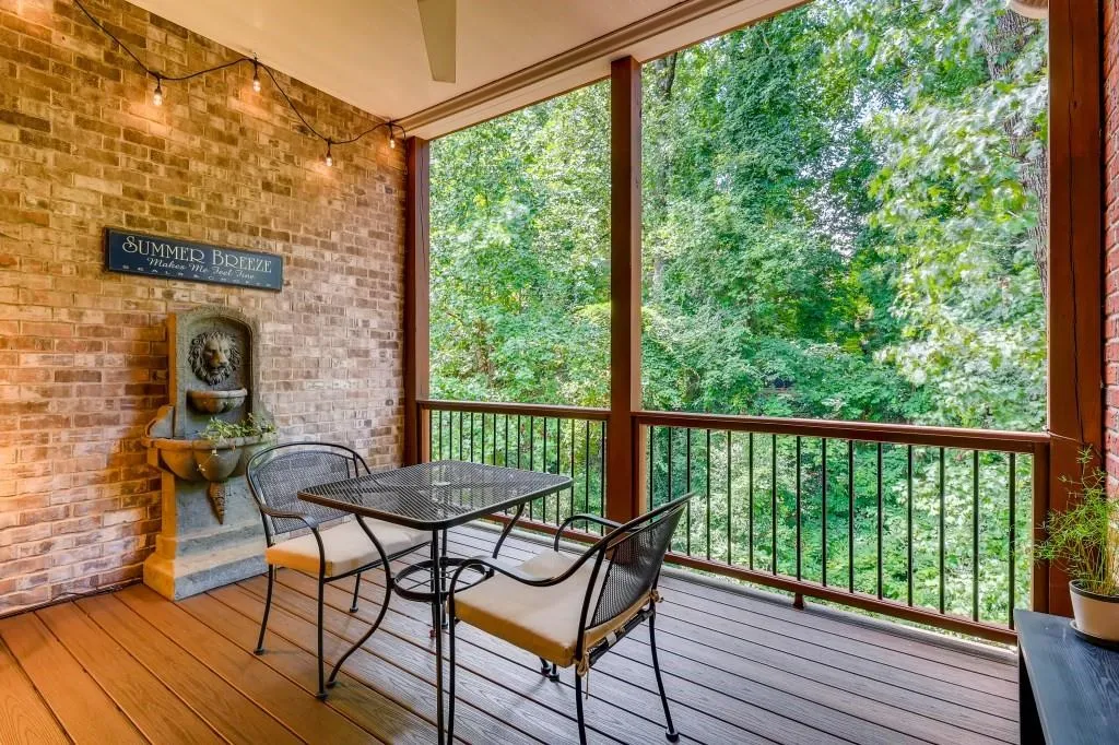 5968 Reddington Way, Sandy Springs, Georgia 30328, 3 Bedrooms Bedrooms, ,3 BathroomsBathrooms,Residential,Sold,5968 Reddington Way,6940441