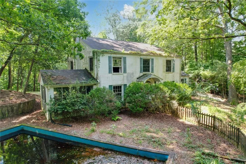 1700 W Paces Ferry Road Nw, Atlanta, Georgia 30327, ,Land,For Sale,1700 W Paces Ferry Road Nw,7609308