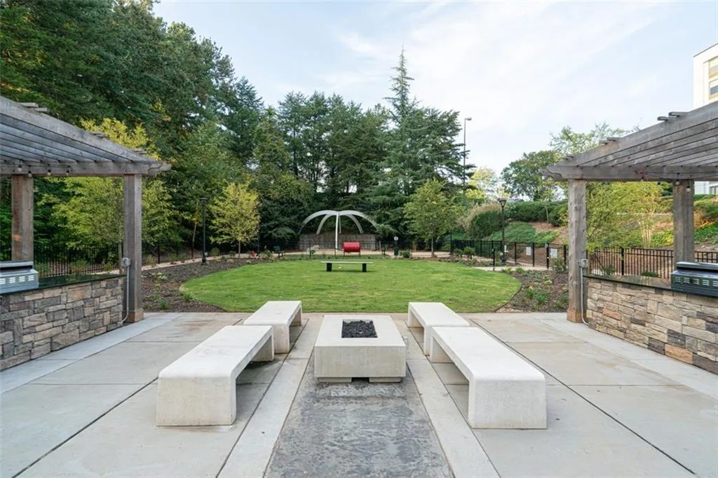 795 Hammond Drive Unit 1613, Atlanta, Georgia 30328, 2 Bedrooms Bedrooms, ,2 BathroomsBathrooms,Residential,Sold,795 Hammond Drive Unit 1613,6955769