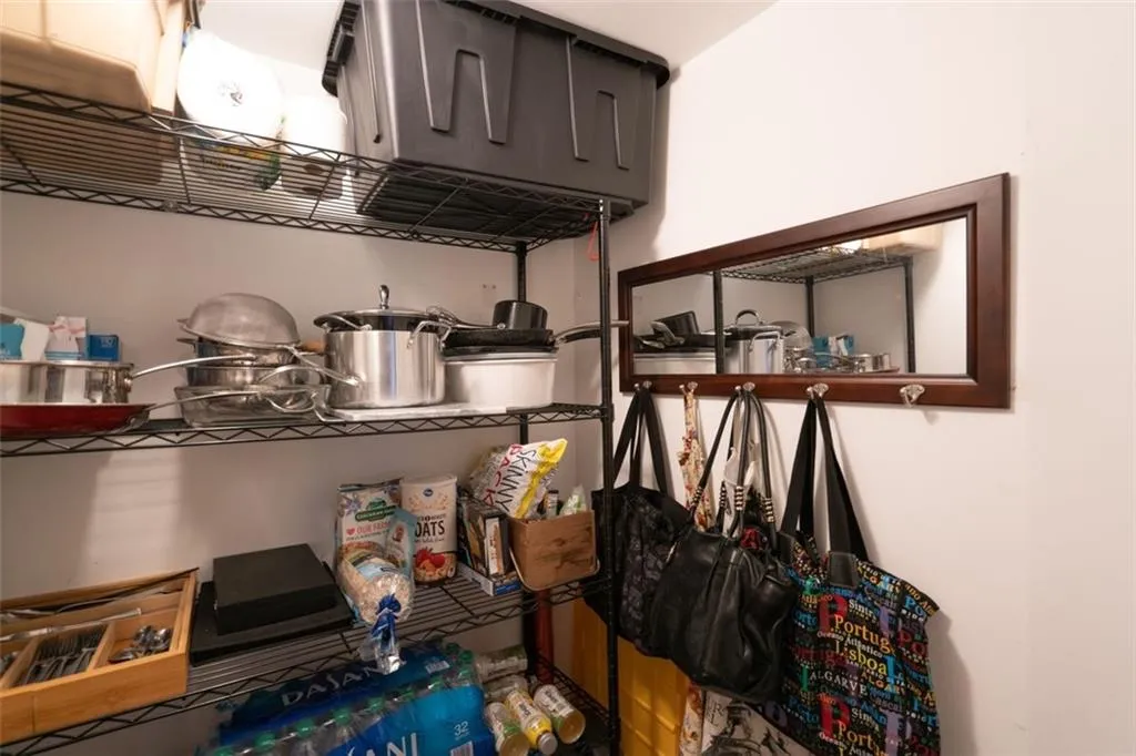 795 Hammond Drive Unit 1613, Atlanta, Georgia 30328, 2 Bedrooms Bedrooms, ,2 BathroomsBathrooms,Residential,Sold,795 Hammond Drive Unit 1613,6955769
