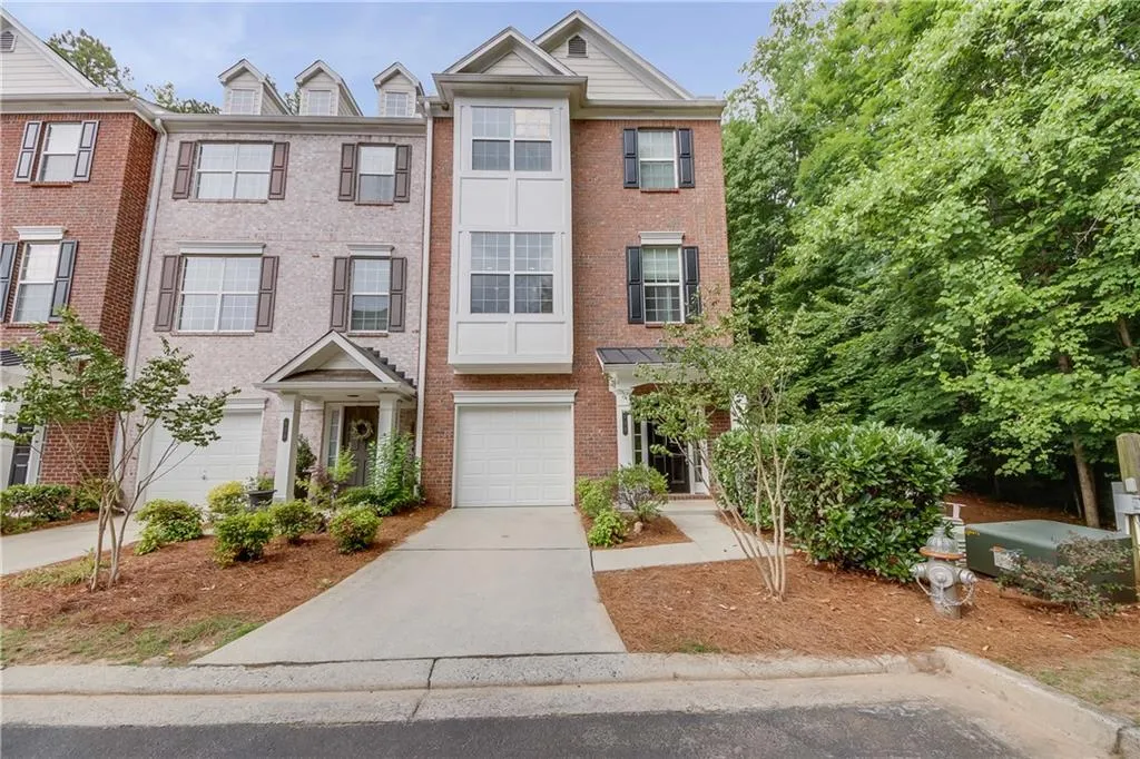 638 Pember Point Unit 638, Sandy Springs, Georgia 30350, 3 Bedrooms Bedrooms, ,3 BathroomsBathrooms,Residential,Sold,638 Pember Point Unit 638,6894543