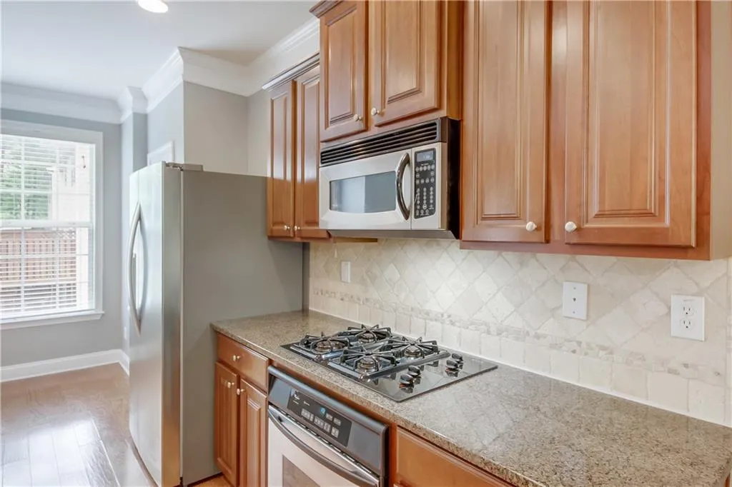 638 Pember Point Unit 638, Sandy Springs, Georgia 30350, 3 Bedrooms Bedrooms, ,3 BathroomsBathrooms,Residential,Sold,638 Pember Point Unit 638,6894543