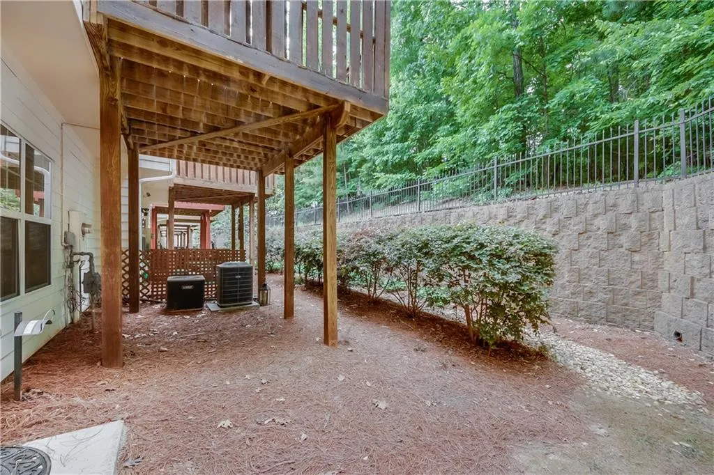 638 Pember Point Unit 638, Sandy Springs, Georgia 30350, 3 Bedrooms Bedrooms, ,3 BathroomsBathrooms,Residential,Sold,638 Pember Point Unit 638,6894543