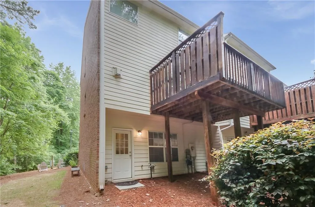 638 Pember Point Unit 638, Sandy Springs, Georgia 30350, 3 Bedrooms Bedrooms, ,3 BathroomsBathrooms,Residential,Sold,638 Pember Point Unit 638,6894543