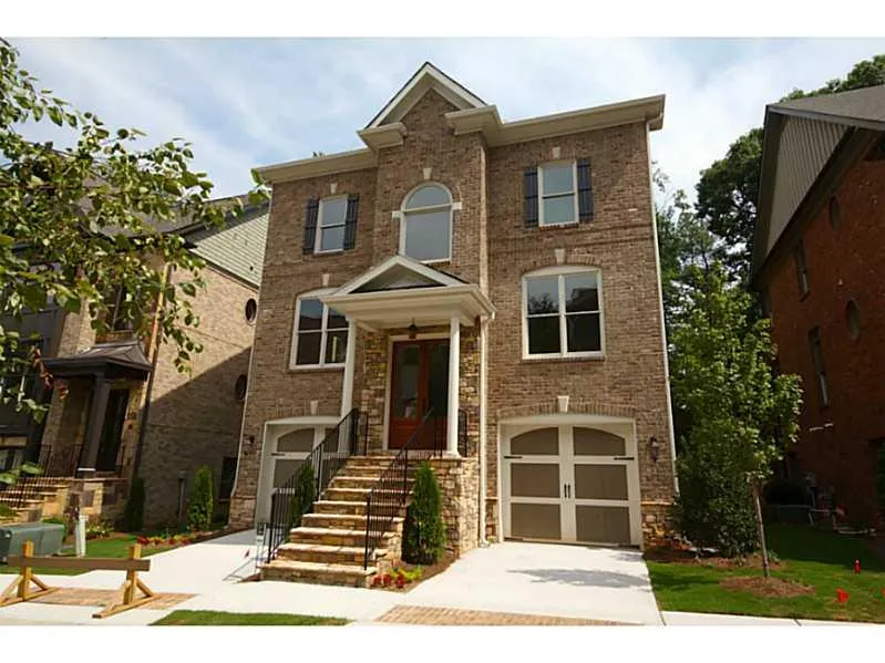 7955 Magnolia Square, Sandy Springs, Georgia 30350, 4 Bedrooms Bedrooms, ,3 BathroomsBathrooms,Residential,Sold,7955 Magnolia Square,5001693