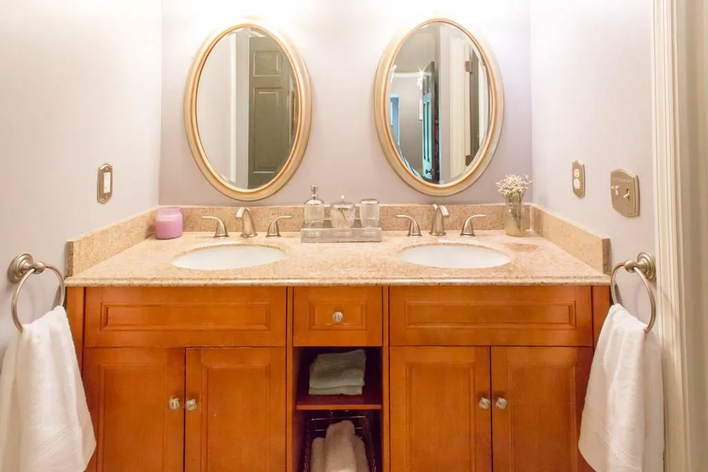 23 Willow Glen Ne, Atlanta, Georgia 30342, 3 Bedrooms Bedrooms, ,3 BathroomsBathrooms,Residential,Sold,23 Willow Glen Ne,6126320