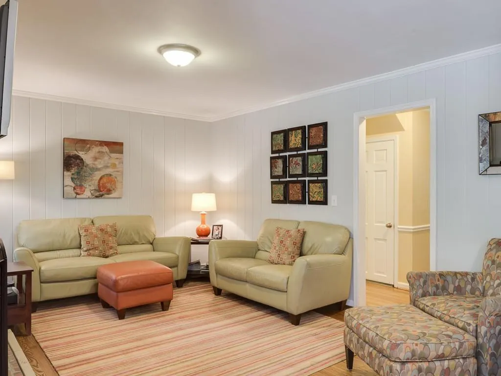 95 Brandon Ridge Drive, Atlanta, Georgia 30328, 5 Bedrooms Bedrooms, ,3 BathroomsBathrooms,Residential,Sold,95 Brandon Ridge Drive,5703642