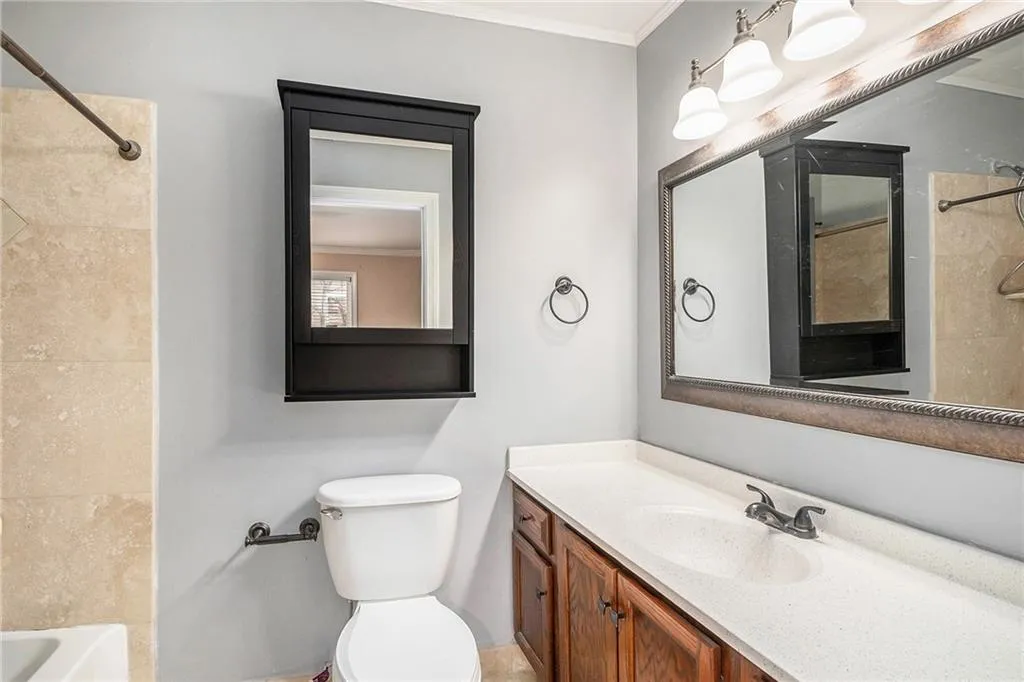 7500 Roswell Road Unit 21, Atlanta, Georgia 30350, 2 Bedrooms Bedrooms, ,2 BathroomsBathrooms,Residential,Sold,7500 Roswell Road Unit 21,7019385