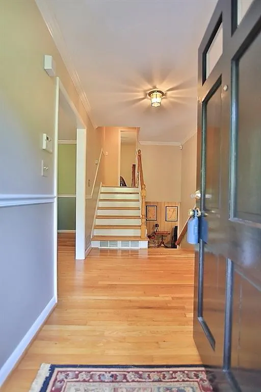 6690 Castleton Drive, Sandy Springs, Georgia 30328, 4 Bedrooms Bedrooms, ,3 BathroomsBathrooms,Residential,Sold,6690 Castleton Drive,6033820