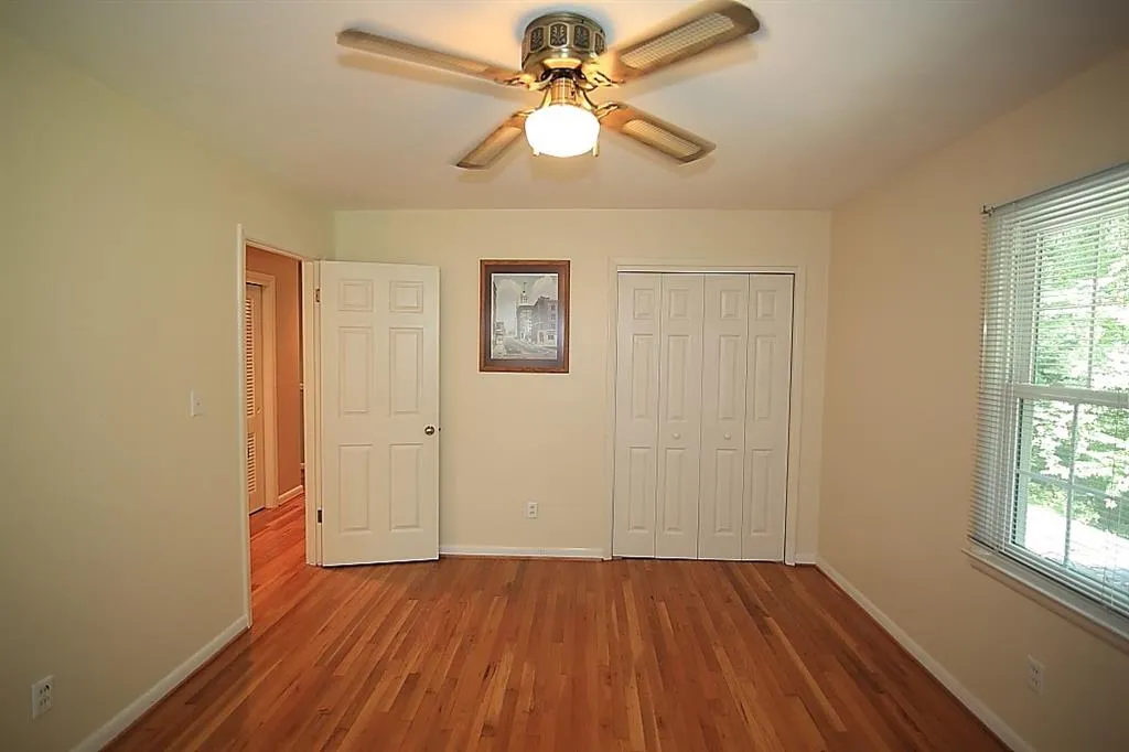 6690 Castleton Drive, Sandy Springs, Georgia 30328, 4 Bedrooms Bedrooms, ,3 BathroomsBathrooms,Residential,Sold,6690 Castleton Drive,6033820