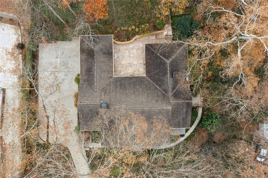 460 River Valley Road, Sandy Springs, Georgia 30328, 4 Bedrooms Bedrooms, ,3 BathroomsBathrooms,Residential,Sold,460 River Valley Road,7147596