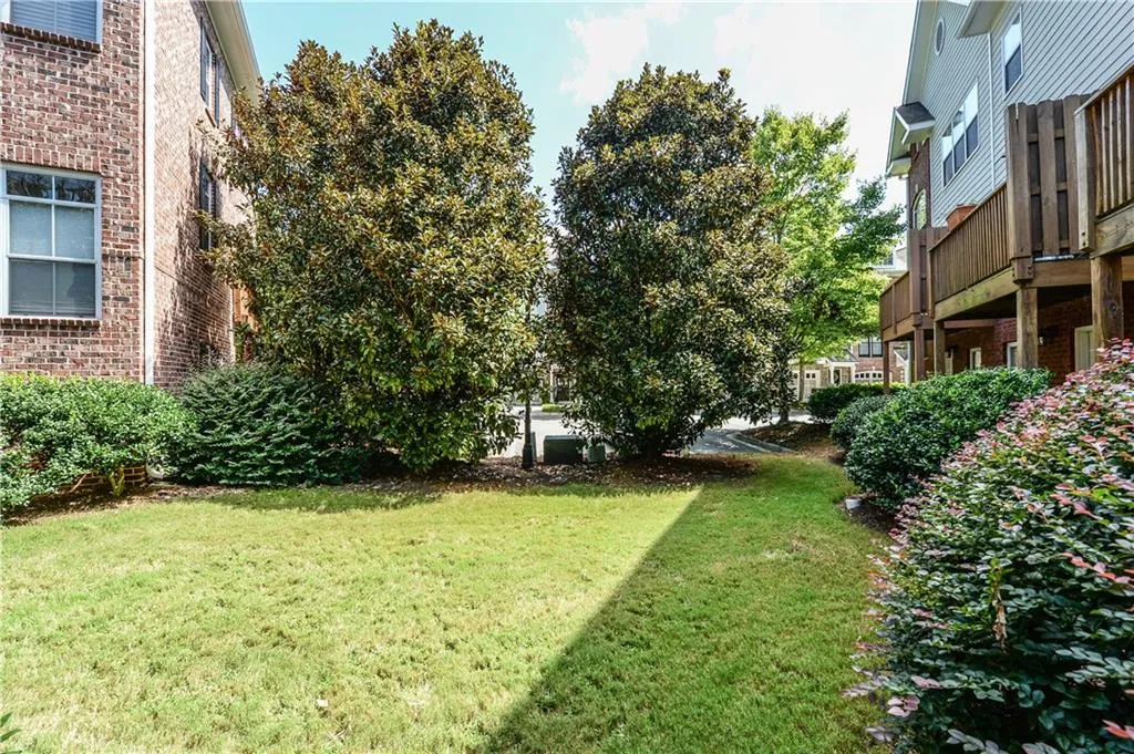 1144 Glenridge Place Unit 1007, Atlanta, Georgia 30342, 2 Bedrooms Bedrooms, ,1 BathroomBathrooms,Residential,Sold,1144 Glenridge Place Unit 1007,5747774