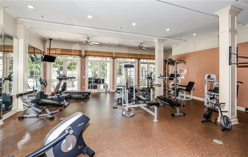 1144 Glenridge Place Unit 1007, Atlanta, Georgia 30342, 2 Bedrooms Bedrooms, ,1 BathroomBathrooms,Residential,Sold,1144 Glenridge Place Unit 1007,5747774