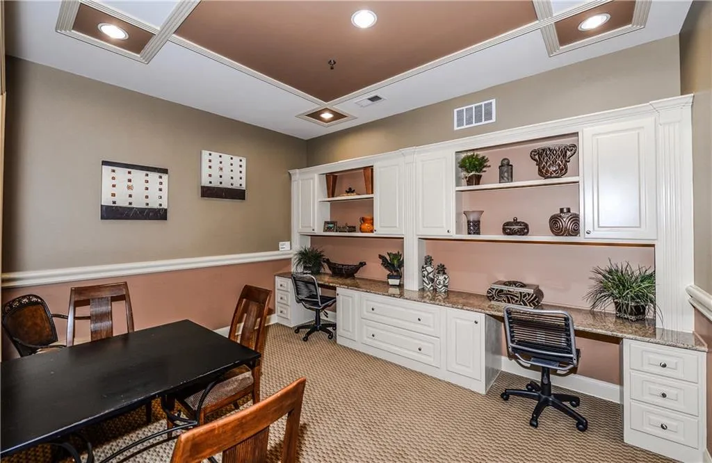 1144 Glenridge Place Unit 1007, Atlanta, Georgia 30342, 2 Bedrooms Bedrooms, ,1 BathroomBathrooms,Residential,Sold,1144 Glenridge Place Unit 1007,5747774
