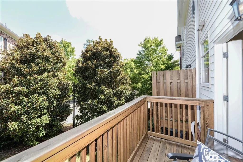 1144 Glenridge Place Unit 1007, Atlanta, Georgia 30342, 2 Bedrooms Bedrooms, ,1 BathroomBathrooms,Residential,Sold,1144 Glenridge Place Unit 1007,5747774