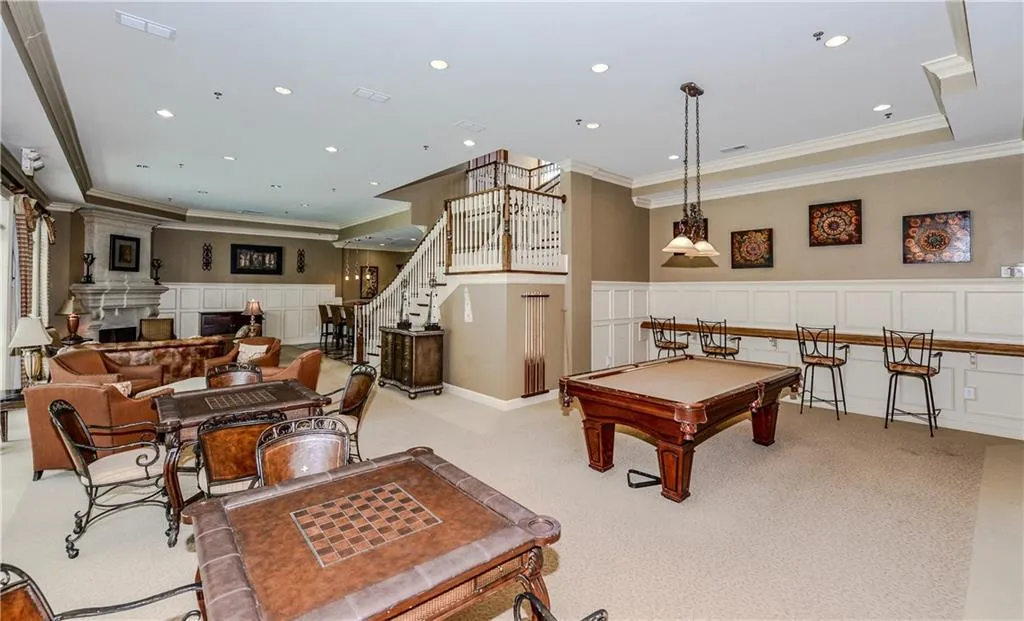 1144 Glenridge Place Unit 1007, Atlanta, Georgia 30342, 2 Bedrooms Bedrooms, ,1 BathroomBathrooms,Residential,Sold,1144 Glenridge Place Unit 1007,5747774
