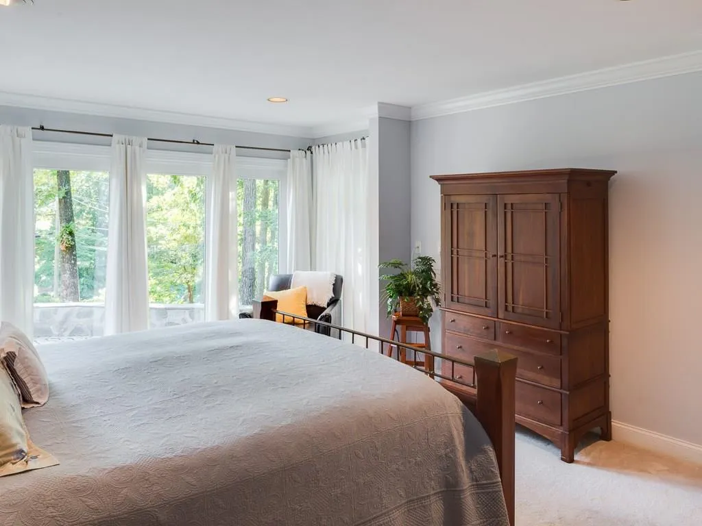 6625 Williamson Drive, Sandy Springs, Georgia 30328, 4 Bedrooms Bedrooms, ,3 BathroomsBathrooms,Residential,Sold,6625 Williamson Drive,5886540