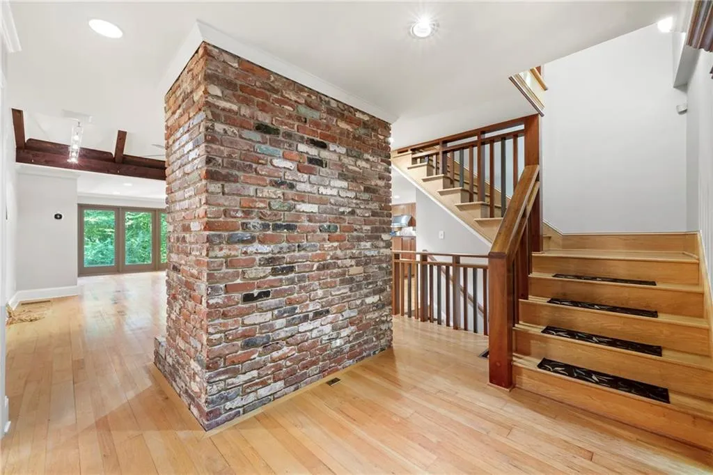 1890 Spalding Drive, Atlanta, Georgia 30350, 5 Bedrooms Bedrooms, ,3 BathroomsBathrooms,Residential,Sold,1890 Spalding Drive,7452557