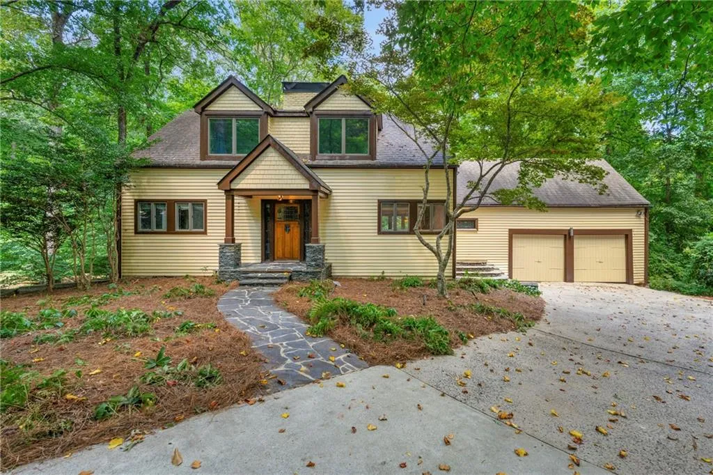 1890 Spalding Drive, Atlanta, Georgia 30350, 5 Bedrooms Bedrooms, ,3 BathroomsBathrooms,Residential,Sold,1890 Spalding Drive,7452557