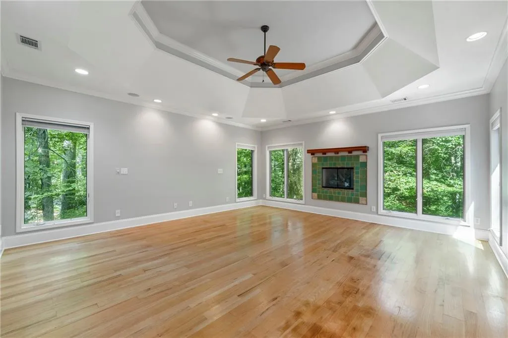1890 Spalding Drive, Atlanta, Georgia 30350, 5 Bedrooms Bedrooms, ,3 BathroomsBathrooms,Residential,Sold,1890 Spalding Drive,7452557