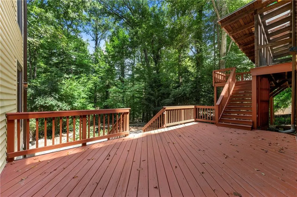 Large entertainment deck at terrace level