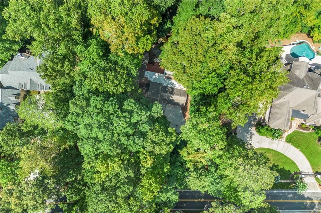 1890 Spalding Drive, Atlanta, Georgia 30350, 5 Bedrooms Bedrooms, ,3 BathroomsBathrooms,Residential,Sold,1890 Spalding Drive,7452557