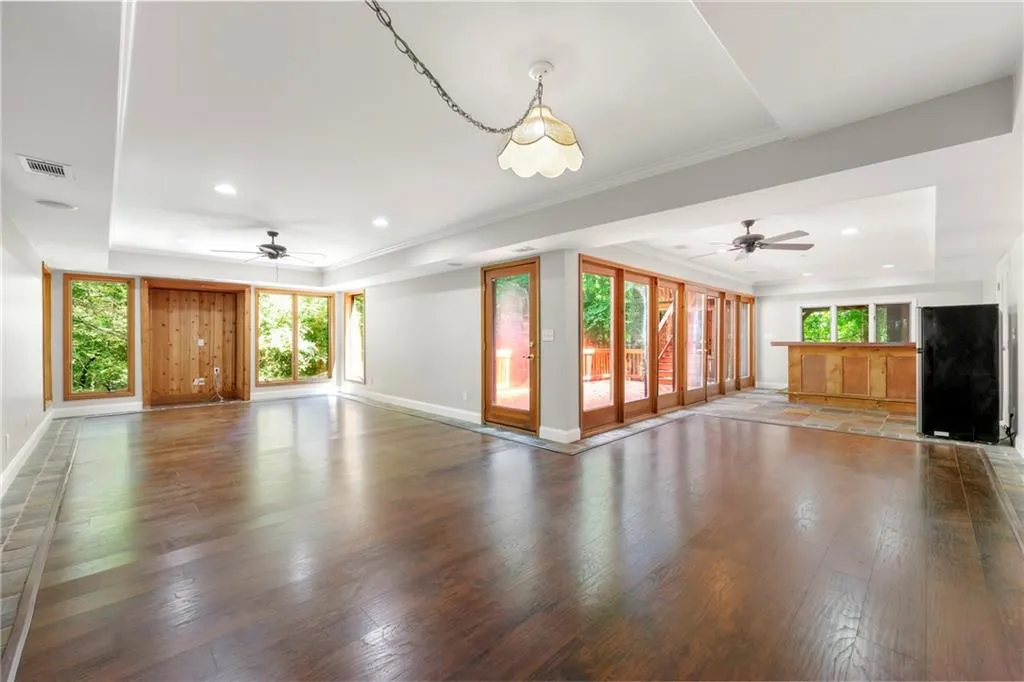 1890 Spalding Drive, Atlanta, Georgia 30350, 5 Bedrooms Bedrooms, ,3 BathroomsBathrooms,Residential,Sold,1890 Spalding Drive,7452557