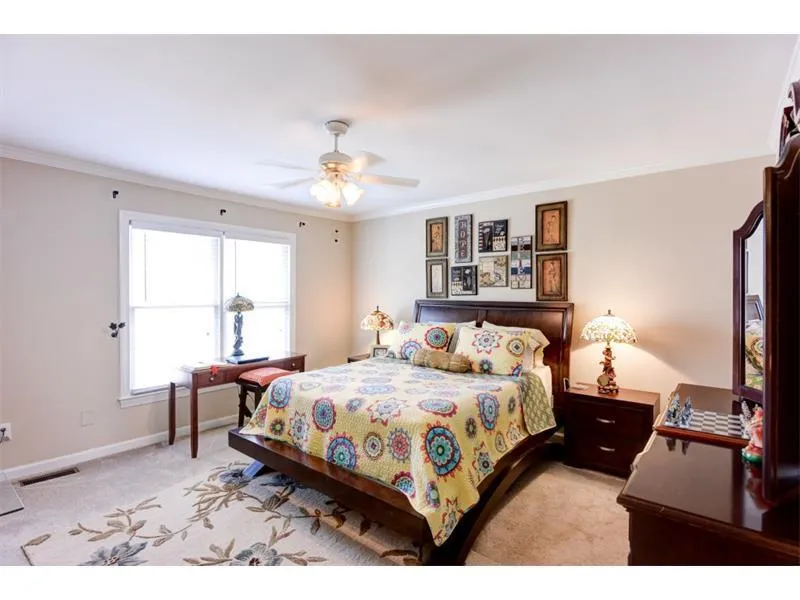 7500 Roswell Road Unit 102, Sandy Springs, Georgia 30350, 3 Bedrooms Bedrooms, ,2 BathroomsBathrooms,Residential,Sold,7500 Roswell Road Unit 102,5904617