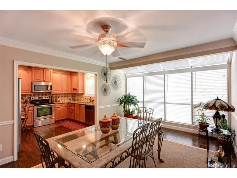 7500 Roswell Road Unit 102, Sandy Springs, Georgia 30350, 3 Bedrooms Bedrooms, ,2 BathroomsBathrooms,Residential,Sold,7500 Roswell Road Unit 102,5904617