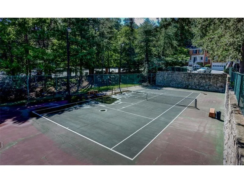 7500 Roswell Road Unit 102, Sandy Springs, Georgia 30350, 3 Bedrooms Bedrooms, ,2 BathroomsBathrooms,Residential,Sold,7500 Roswell Road Unit 102,5904617