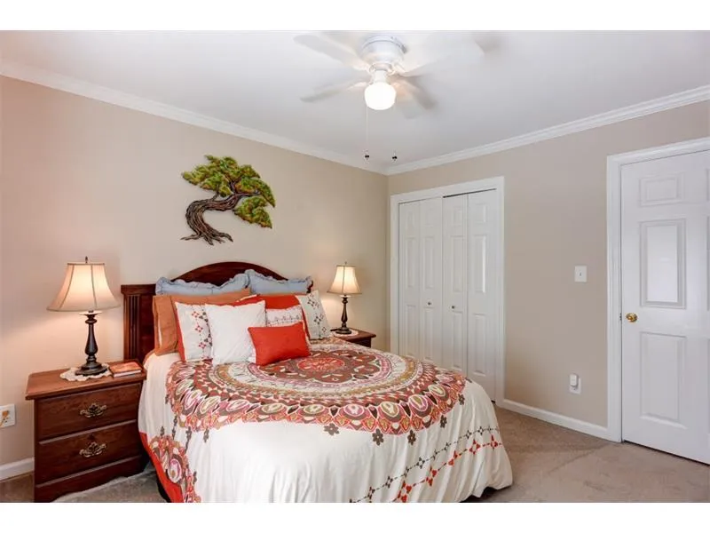7500 Roswell Road Unit 102, Sandy Springs, Georgia 30350, 3 Bedrooms Bedrooms, ,2 BathroomsBathrooms,Residential,Sold,7500 Roswell Road Unit 102,5904617