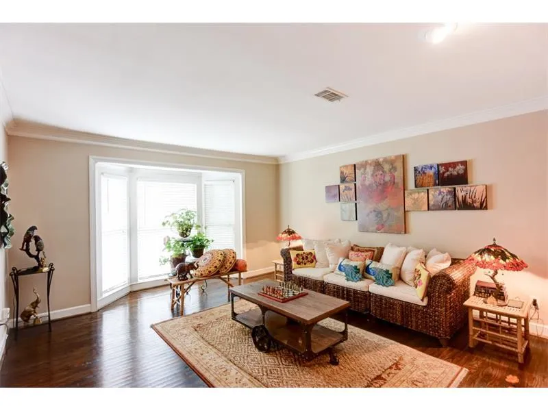 7500 Roswell Road Unit 102, Sandy Springs, Georgia 30350, 3 Bedrooms Bedrooms, ,2 BathroomsBathrooms,Residential,Sold,7500 Roswell Road Unit 102,5904617