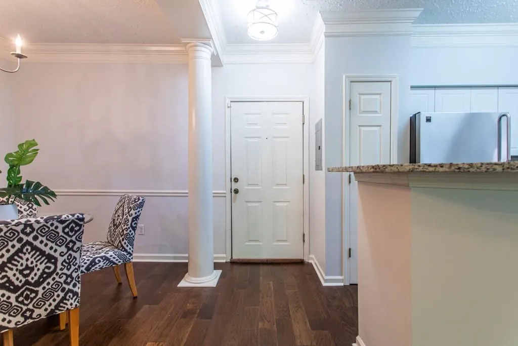 5559 Glenridge Drive Unit 1404, Sandy Springs, Georgia 30342, 1 Bedroom Bedrooms, ,1 BathroomBathrooms,Residential,Sold,5559 Glenridge Drive Unit 1404,7052401
