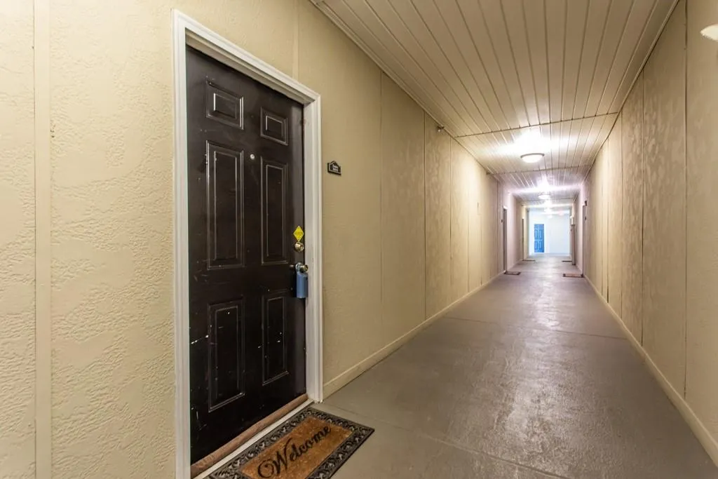5559 Glenridge Drive Unit 1404, Sandy Springs, Georgia 30342, 1 Bedroom Bedrooms, ,1 BathroomBathrooms,Residential,Sold,5559 Glenridge Drive Unit 1404,7052401