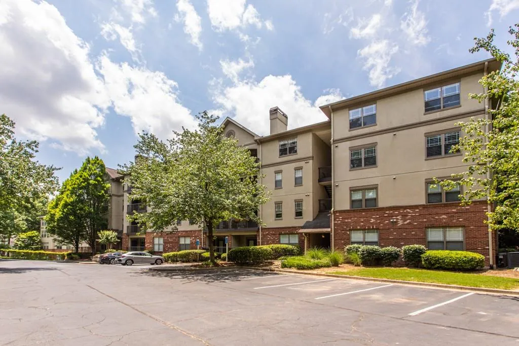 5559 Glenridge Drive Unit 1404, Sandy Springs, Georgia 30342, 1 Bedroom Bedrooms, ,1 BathroomBathrooms,Residential,Sold,5559 Glenridge Drive Unit 1404,7052401