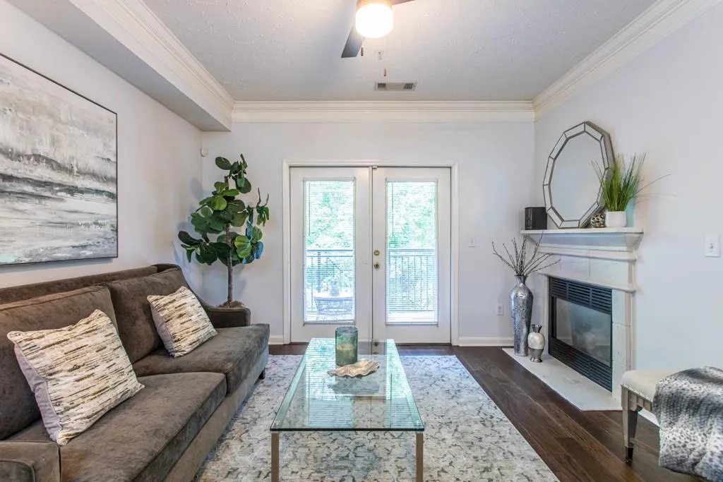 5559 Glenridge Drive Unit 1404, Sandy Springs, Georgia 30342, 1 Bedroom Bedrooms, ,1 BathroomBathrooms,Residential,Sold,5559 Glenridge Drive Unit 1404,7052401