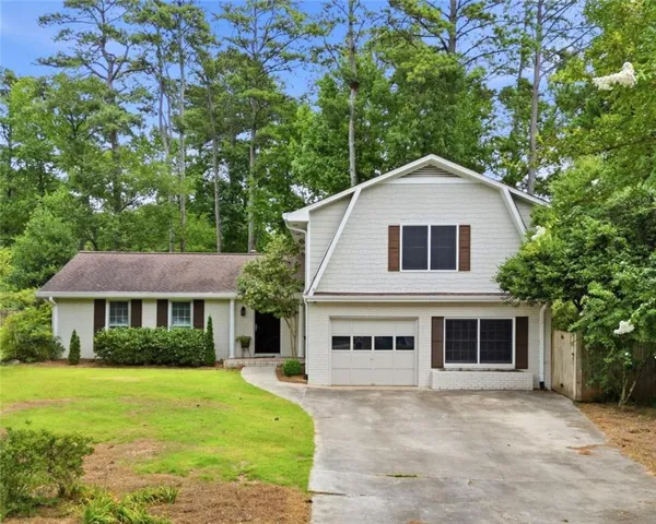 11555 Northgate Way, Roswell, Georgia 30075