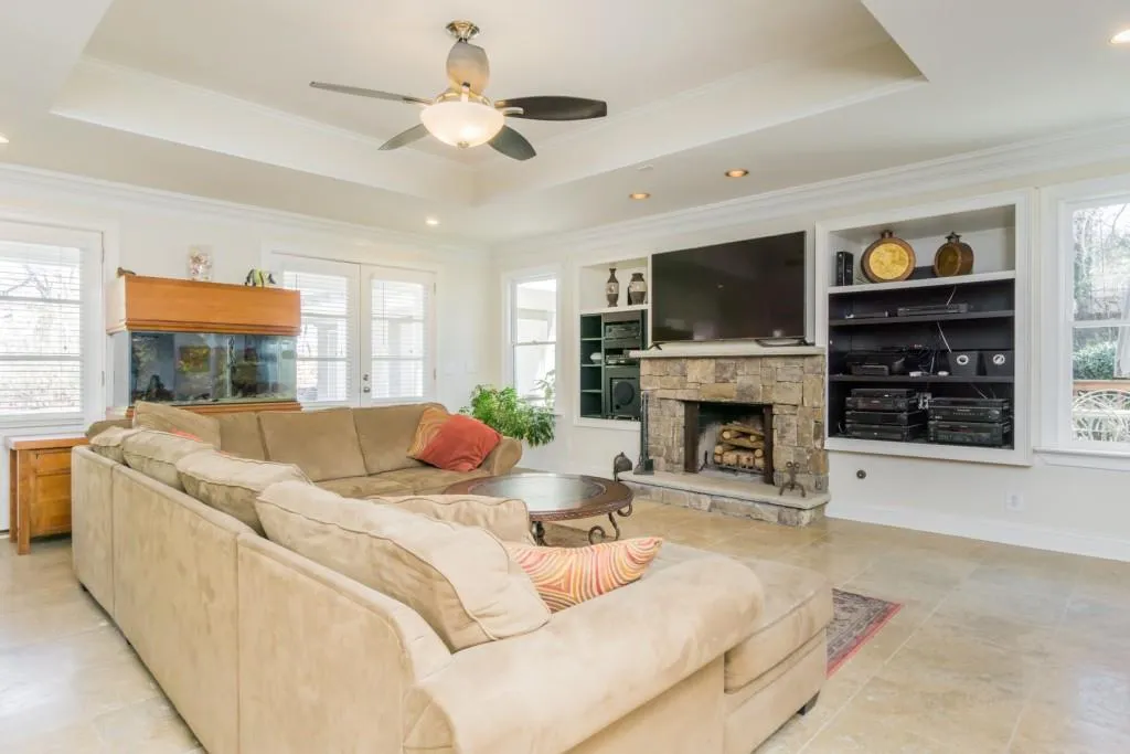 7185 Brandon Mill Road, Sandy Springs, Georgia 30328, 4 Bedrooms Bedrooms, ,4 BathroomsBathrooms,Residential,Sold,7185 Brandon Mill Road,5952383