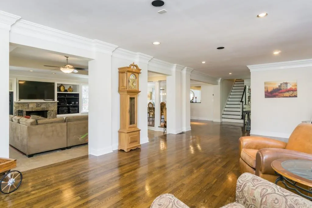 7185 Brandon Mill Road, Sandy Springs, Georgia 30328, 4 Bedrooms Bedrooms, ,4 BathroomsBathrooms,Residential,Sold,7185 Brandon Mill Road,5952383