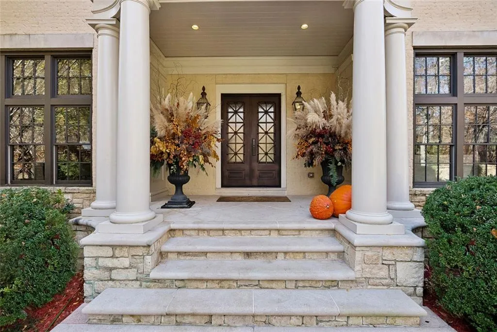 675 W Paces Ferry Road Nw Unit 13, Atlanta, Georgia 30327, 5 Bedrooms Bedrooms, 0 ,5 BathroomsBathrooms,Residential,For Sale,675 W Paces Ferry Road Nw Unit 13,7686980