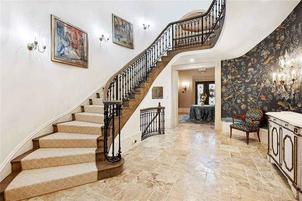 675 W Paces Ferry Road Nw Unit 13, Atlanta, Georgia 30327, 5 Bedrooms Bedrooms, 0 ,5 BathroomsBathrooms,Residential,For Sale,675 W Paces Ferry Road Nw Unit 13,7686980